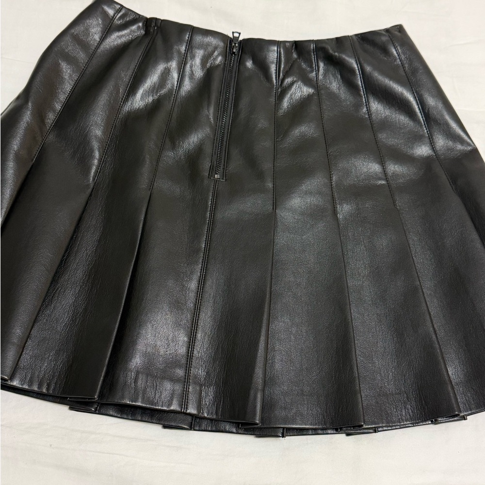 Alice + Olivia Black Leather Mini Skirt